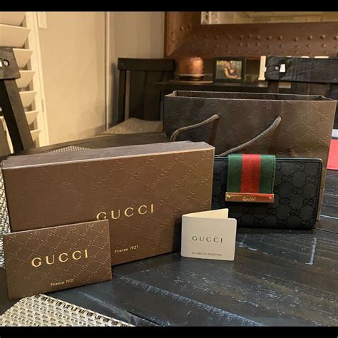 gucci handbags warranty